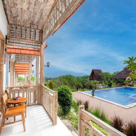 D'Arya Sea View Hotell Batununggul Eksteriør bilde